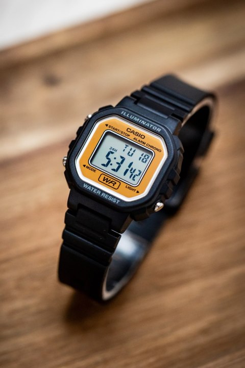 ZEGAREK DZIECIĘCY CASIO LA-20WH-9ADF + BOX ZEGAREK DZIECIĘCY CASIO LA-20WH-9ADF + BOX