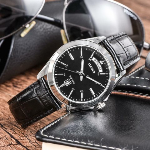 ZEGAREK MĘSKI CASIO MTP-1370L-1A (zd116b) + BOX ZEGAREK MĘSKI CASIO MTP-1370L-1A (zd116b) + BOX