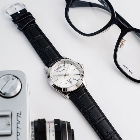 ZEGAREK MĘSKI CASIO MTP-1370L 7AVDF (zd116a) + BOX ZEGAREK MĘSKI CASIO MTP-1370L 7AVDF (zd116a) + BOX