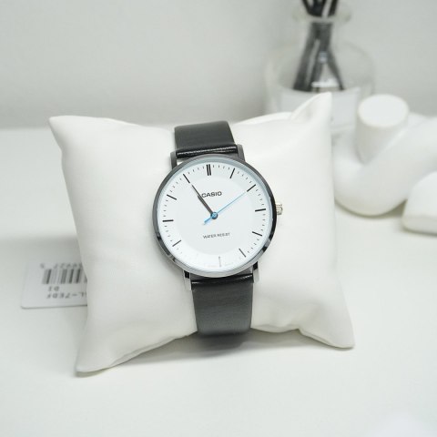ZEGAREK MĘSKI CASIO MTP-VT04L-7E + BOX ZEGAREK MĘSKI CASIO MTP-VT04L-7E + BOX