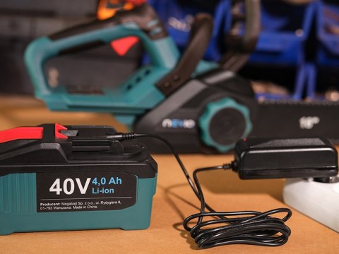 Ładowarka NEVIQ 4.0Ah 40V Ładowarka NEVIQ 4.0Ah 40V