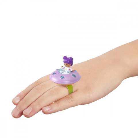 Figurki polly pocket zestaw z pierścionkiem, gwiazdka Figurki polly pocket zestaw z pierścionkiem, gwiazdka