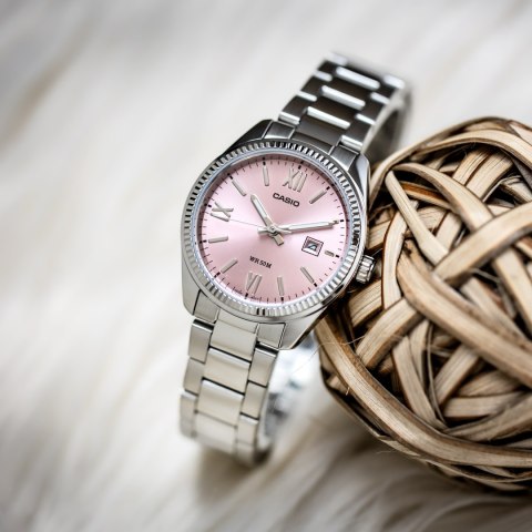 ZEGAREK DAMSKI CASIO LTP-1302DD-4A1VDF (zd521f) + BOX ZEGAREK DAMSKI CASIO LTP-1302DD-4A1VDF (zd521f) + BOX