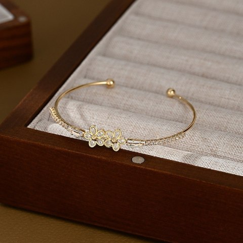 Bransoletka na rękę stal chirurgiczna pozłacana 14k złotem, cyrkonie - BST1559