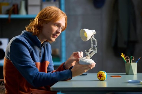 21357 - LEGO Ideas - Disney Pixar Luxo Jr. 21357 - LEGO Ideas - Disney Pixar Luxo Jr.