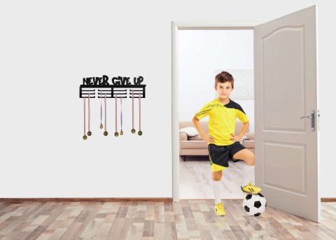 WIESZAK NA MEDALE NEVER GIVE UP