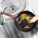 Patelnia granitowa nieprzywierająca indukcja NON-STICK BLACK&WOOD 26 cm VILDE 199061 Patelnia granitowa nieprzywierająca indukcja NON-STICK BLACK&WOOD 26 cm VILDE 199061