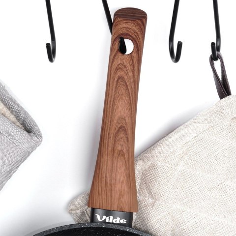 Patelnia granitowa nieprzywierająca indukcja NON-STICK BLACK&WOOD 26 cm VILDE 199061 Patelnia granitowa nieprzywierająca indukcja NON-STICK BLACK&WOOD 26 cm VILDE 199061
