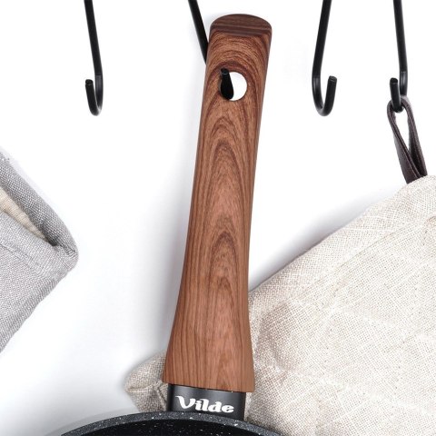 Patelnia granitowa nieprzywierająca indukcja NON-STICK BLACK&WOOD 28 cm VILDE 199062 Patelnia granitowa nieprzywierająca indukcja NON-STICK BLACK&WOOD 28 cm VILDE 199062