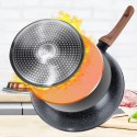 Patelnia granitowa nieprzywierająca indukcja NON-STICK z pokrywką BLACK&WOOD 28 cm 3.5L VILDE 199065 Patelnia granitowa nieprzywierająca indukcja NON-STICK z pokrywką BLACK&WOOD 28 cm 3.5L VILDE 199065