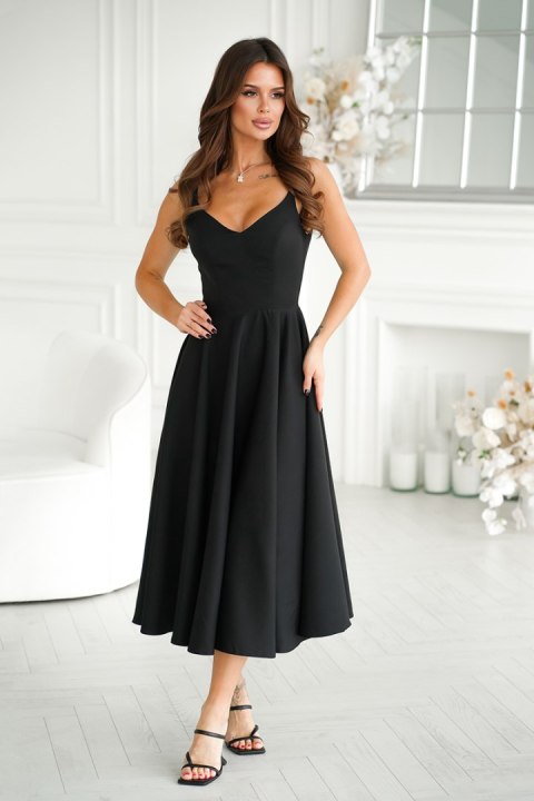 244-06 Sukienka Midi Na Ramiączkach - czarny