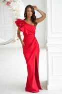 313-02 Długa Sukienka Z Piórkami Na Jedno Ramię - czerwony