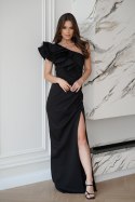 313-06 Długa Sukienka Z Piórkami Na Jedno Ramię - czarny