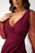 316-10 Krótka Sukienka Z Dwoma Cekinowymi Rękawami - bordowy