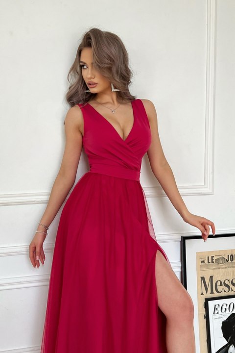 248-07 Długa Sukienka Z Rozcięciem Na Nodze - malinowy