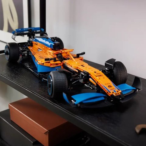 42141 - LEGO Technic - Samochód wyścigowy McLaren Formula 1™ LEGO