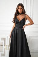 334-06 Połyskująca Suknia Wieczorowa z Gorsetowym Sznurowaniem - czarny