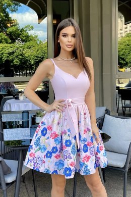 247-17 Sukienka Koktajlowa W Kwiaty - brzoskwiniowy