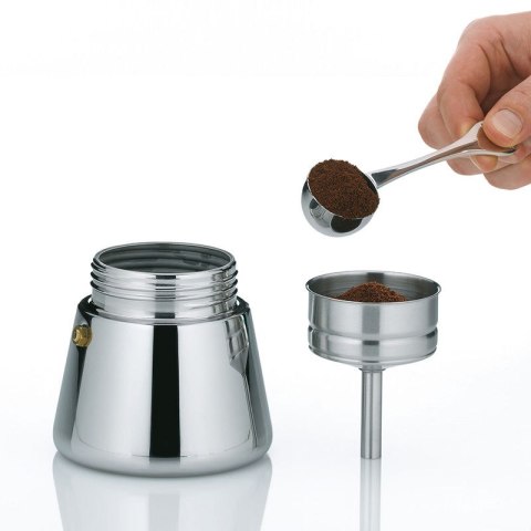 Kafeteria, 300 m na 6 filiżanek