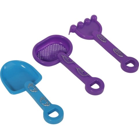 Samochód z akcesoriami do piasku