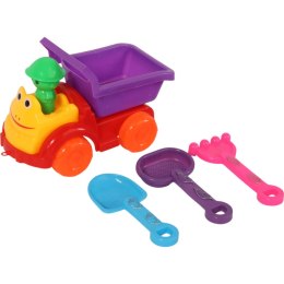 Samochód z akcesoriami do piasku